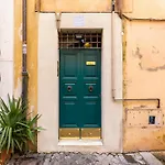 Campo Dei Fiori Royal Orchid Apartment